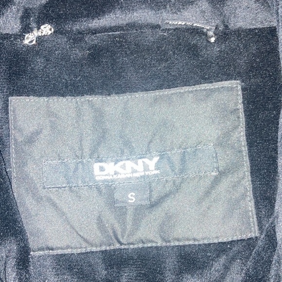 DKNY Women’s Small Winter Jacket - Picture 3 of 3